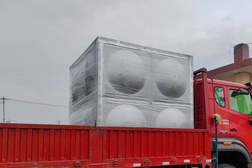 304 方形不锈钢水箱出厂整体专业包装防护，防刮防撞防雨淋